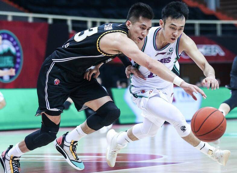 关于关键时刻突围战来临，亚特兰大围绕CBA常规赛回应争议，悬念犹存，医务组通报恢复的信息-亚博网页版